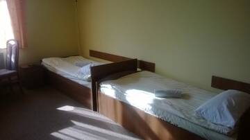 Фото номера Четырехместный номер Хостелы Hostel Miłosz г. Grabowiec 6
