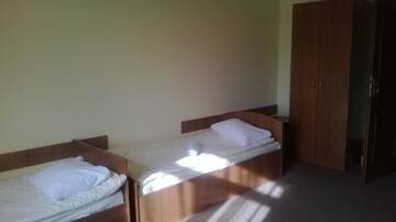 Фото номера Трехместный номер Хостелы Hostel Miłosz г. Grabowiec 4