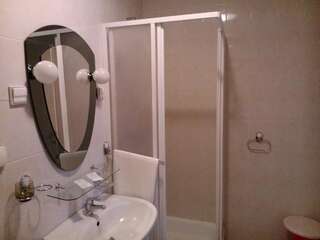 Фото Хостелы Hostel Miłosz г. Grabowiec